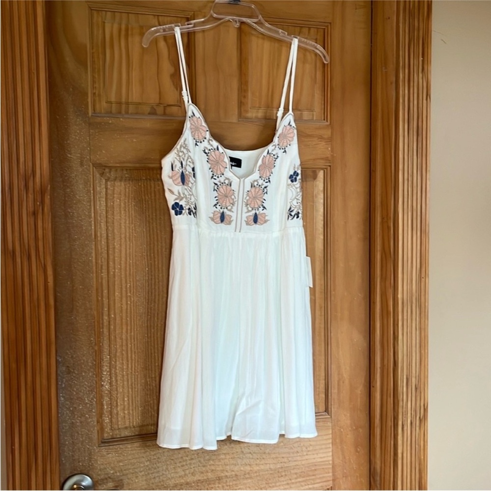 Lulu’s Ivory Dress with Floral Embroidery